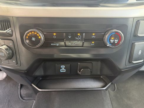 Used 2023 Ford F150 XLT image 27