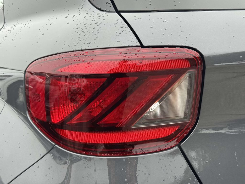 Certified 2026 Hyundai Venue SEL FWD image 11
