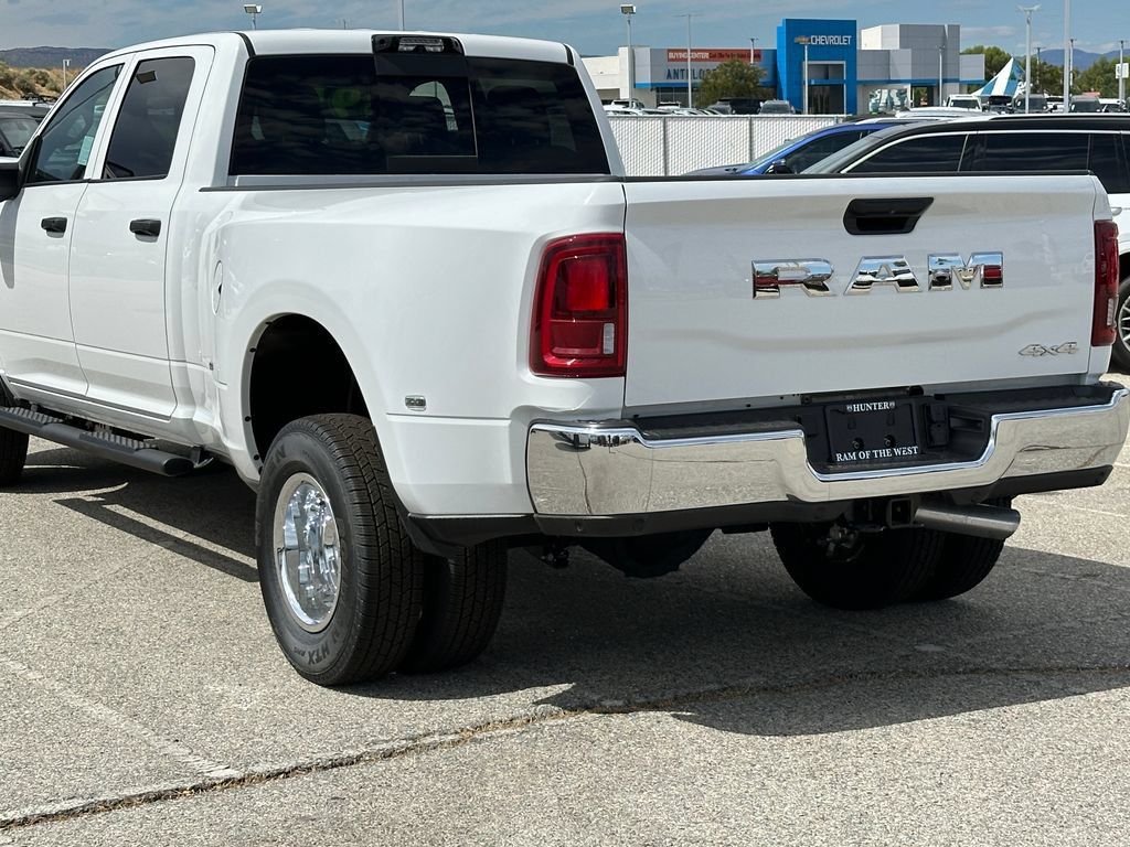 New 2026 RAM 3500 Tradesman AWD/4WD image 5