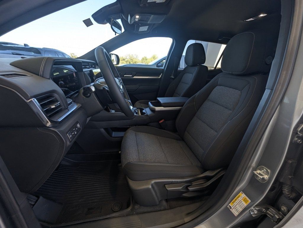 New 2026 GMC Terrain Elevation w/ LPO, Floor Liner Package AWD/4WD image 13