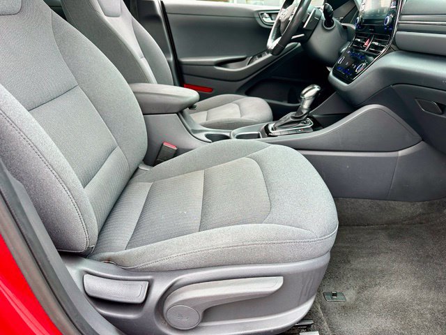 Used 2020 Hyundai Ioniq SE FWD image 22