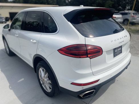 Used 2016 Porsche Cayenne AWD/4WD image 5