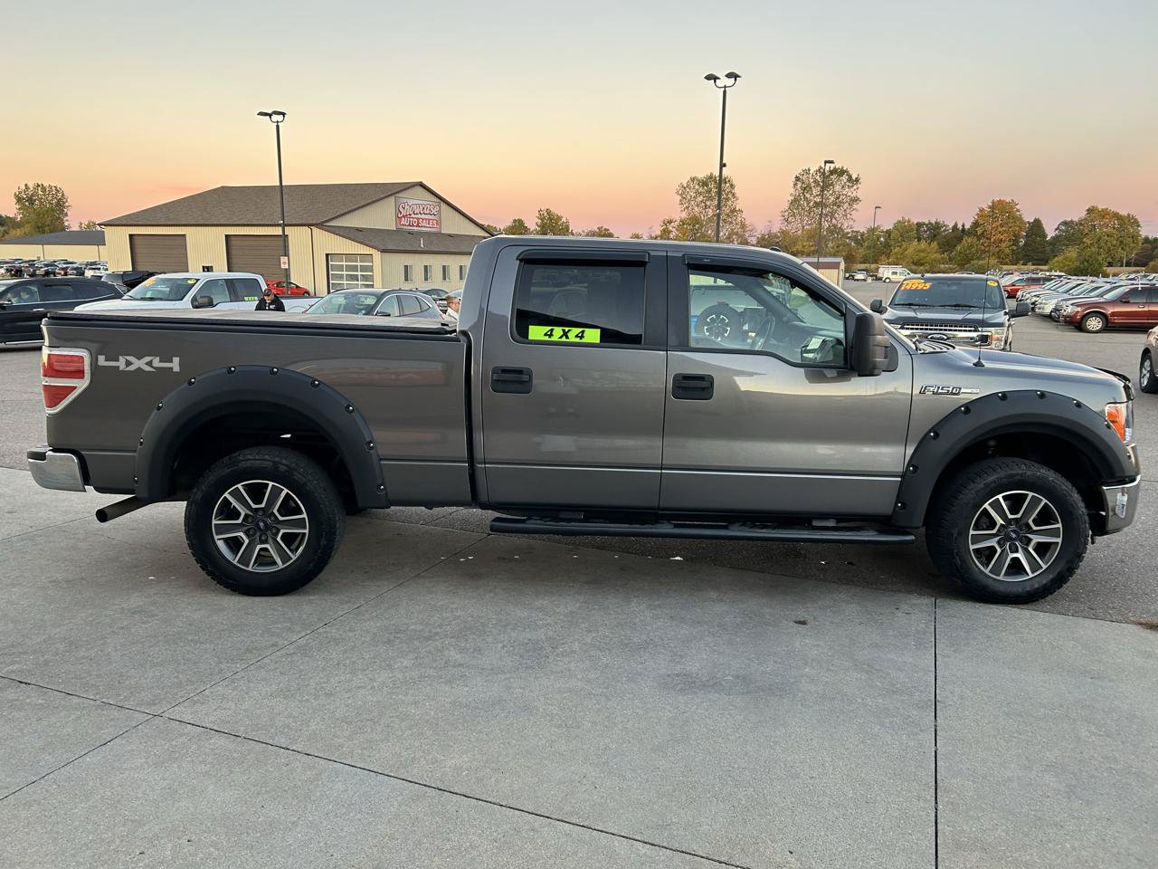 Used 2014 Ford F150 XLT AWD/4WD image 4
