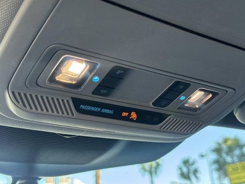 Certified 2023 Ford Explorer XLT image 29