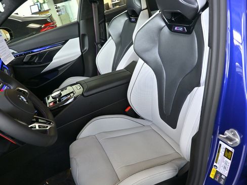 New 2026 BMW M5 w/ Carbon Package image 9