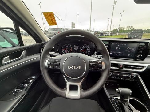 Used 2024 Kia K5 LXS FWD image 12