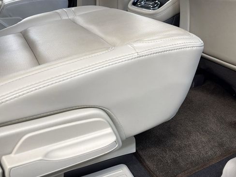 Used 2021 Lincoln Navigator Reserve w/ Luxury Package image 25