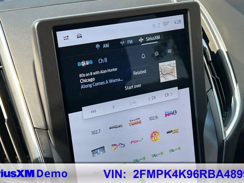 Used 2024 Ford Edge Titanium image 36