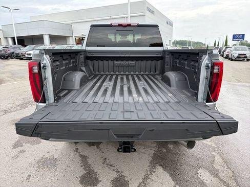 New 2026 GMC Sierra 2500 Denali w/ Denali Reserve Package AWD/4WD image 24