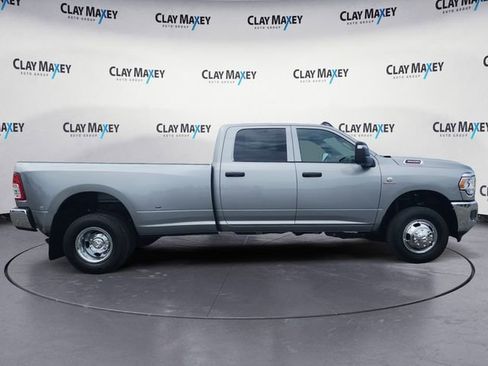 Used 2024 RAM 3500 Tradesman w/ Chrome Appearance Group image 6