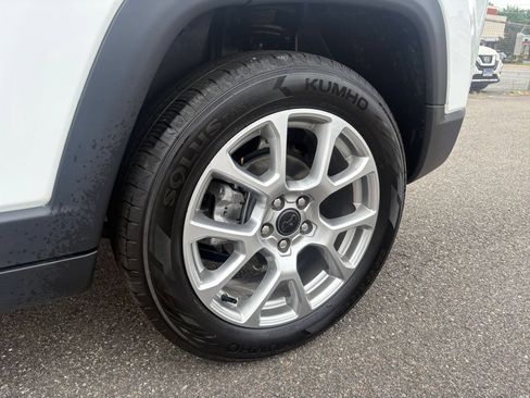 Used 2025 Jeep Compass Limited AWD/4WD image 31