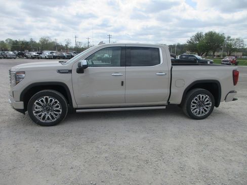 New 2026 GMC Sierra 1500 Denali Ultimate AWD/4WD image 10