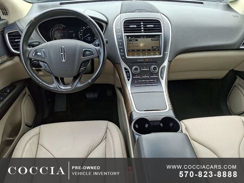 Used 2017 Lincoln MKX Select w/ Select Plus Package AWD/4WD image 11