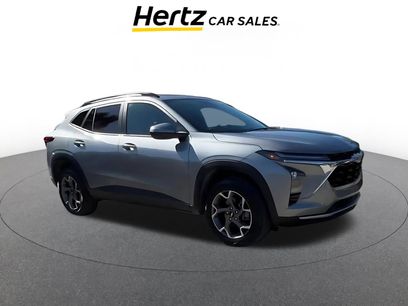 Used 2025 Chevrolet Trax LT