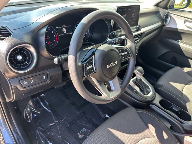 Used 2023 Kia Forte LXS w/ LXS Technology Package FWD image 20