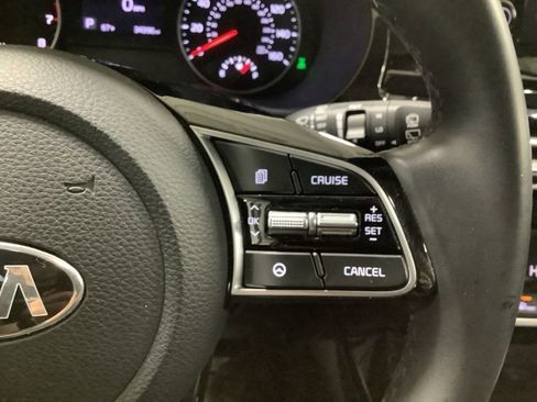 Used 2021 Kia Seltos EX image 16