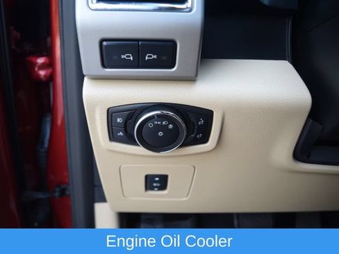 Used 2017 Ford F150 Lariat w/ Equipment Group 502A Luxury AWD/4WD image 7