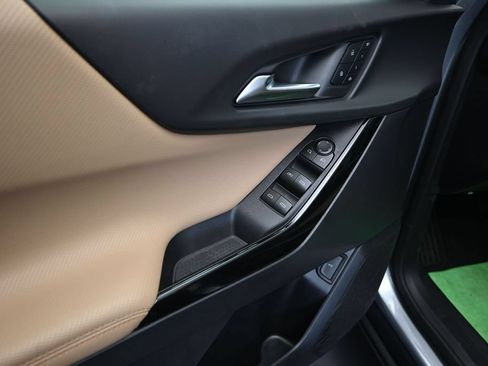 New 2026 Chevrolet Equinox ACTIV w/ Convenience Package III FWD image 11
