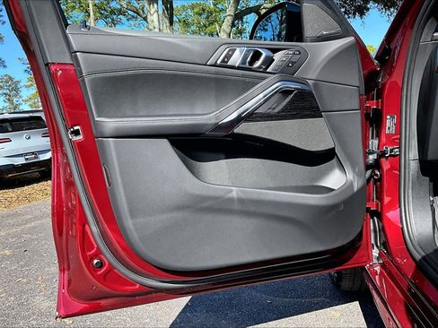 New 2026 BMW X6 xDrive40i image 10