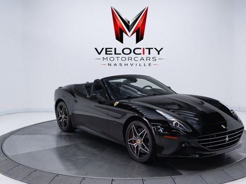 Used 2017 Ferrari California T RWD image 12