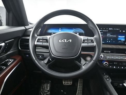 Used 2024 Kia Telluride SX w/ Towing Package image 36