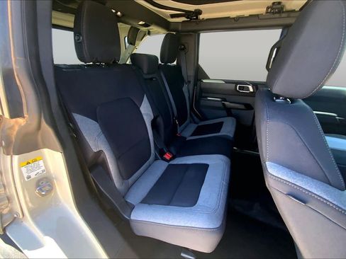 Certified 2025 Ford Bronco Big Bend w/ Black Appearance Package AWD/4WD image 20