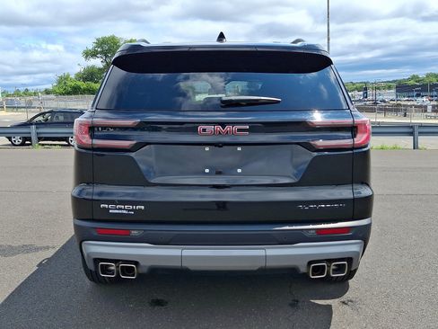 Used 2025 GMC Acadia Elevation FWD image 5
