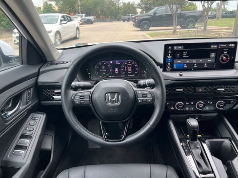 Used 2025 Honda Accord EX-L image 14