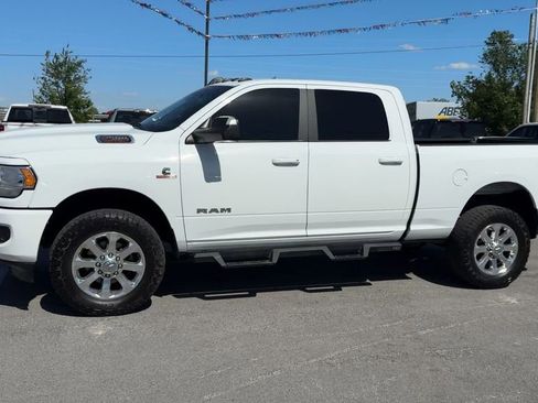 Used 2022 RAM 2500 Big Horn w/ Level A Equipment Group AWD/4WD image 3