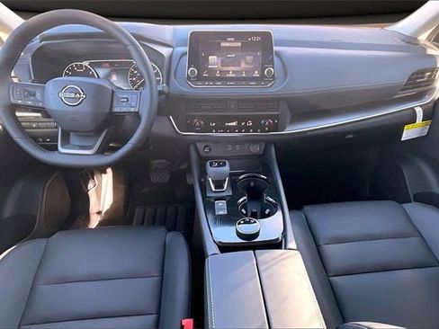 New 2026 Nissan Rogue SV image 5