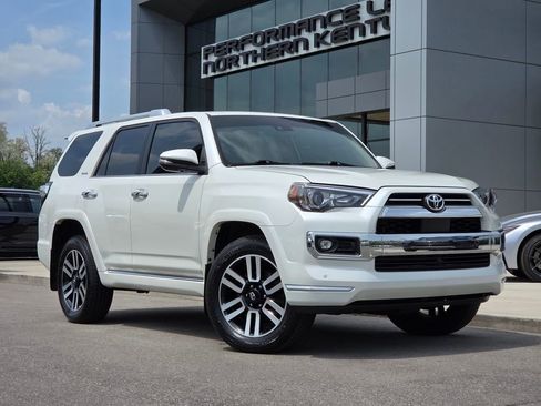 Used 2022 Toyota 4Runner Limited AWD/4WD image 2