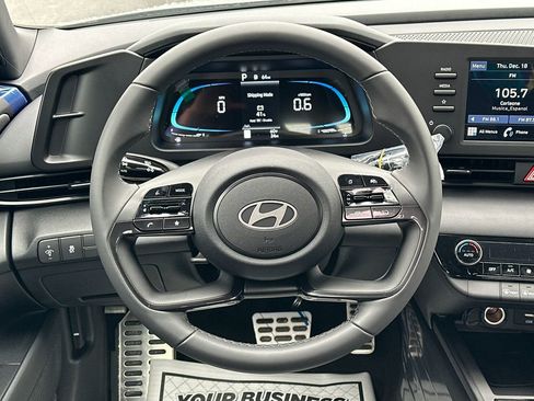 New 2025 Hyundai Elantra Sport image 23