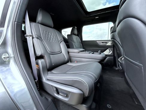 New 2026 INFINITI QX80 Autograph AWD/4WD image 18