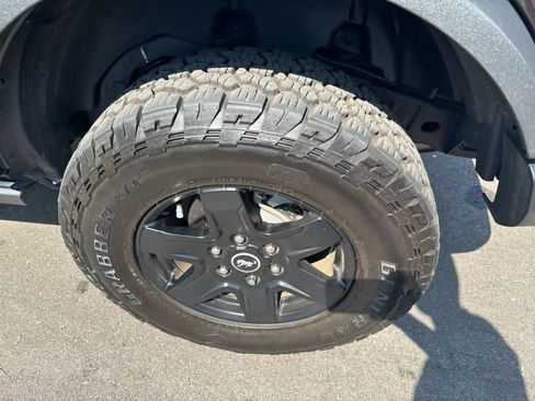 Used 2024 Ford Bronco Black Diamond AWD/4WD image 4