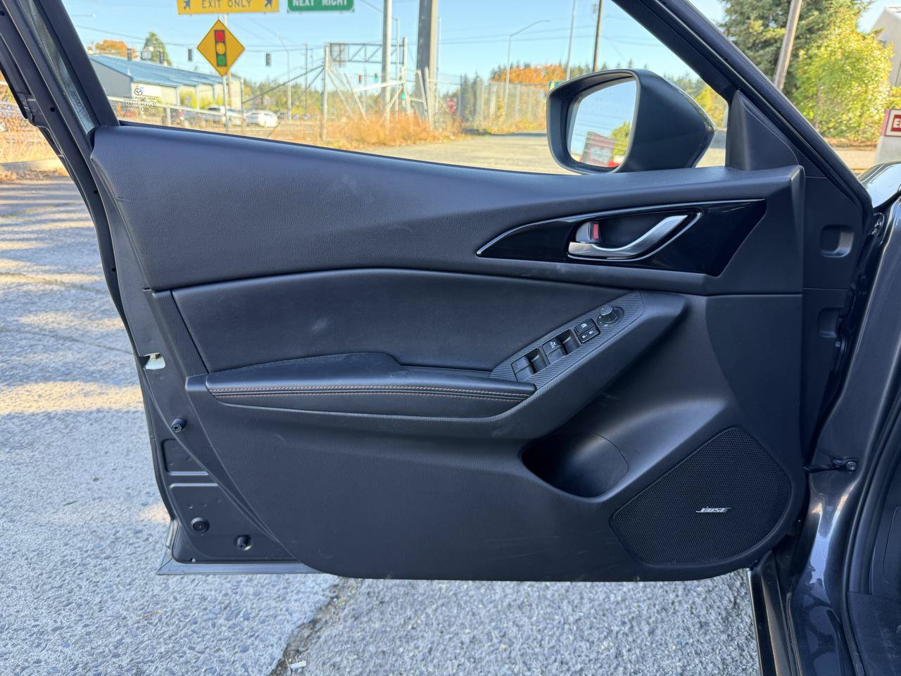 Used 2014 MAZDA MAZDA3 s Touring FWD image 11