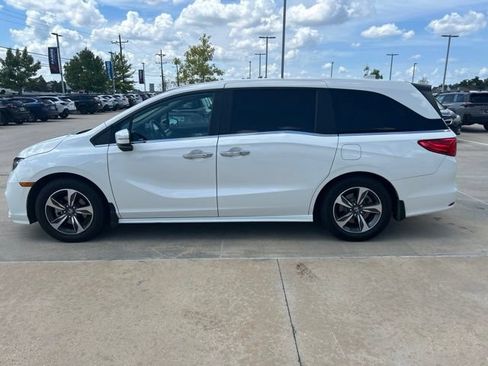 Used 2019 Honda Odyssey Touring image 4