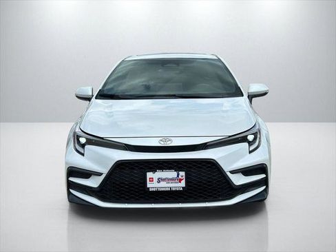 Certified 2025 Toyota Corolla SE image 2