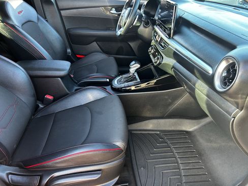 Certified 2022 Kia Forte GT image 10