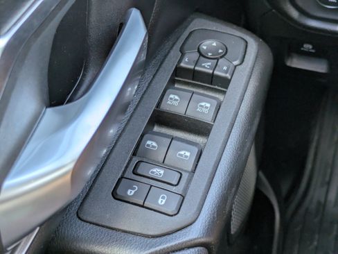 Used 2025 RAM 1500 Big Horn image 19