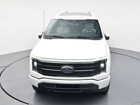 Used 2023 Ford F150 Lightning Platinum AWD/4WD image 35