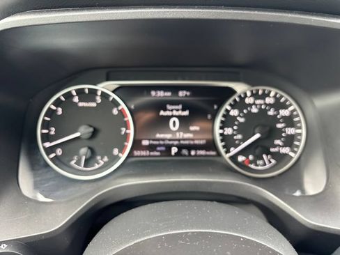 Used 2024 Nissan Rogue SV AWD/4WD image 13