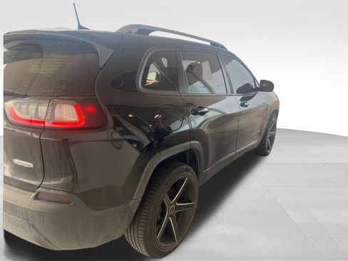 Used 2020 Jeep Cherokee Latitude image 5