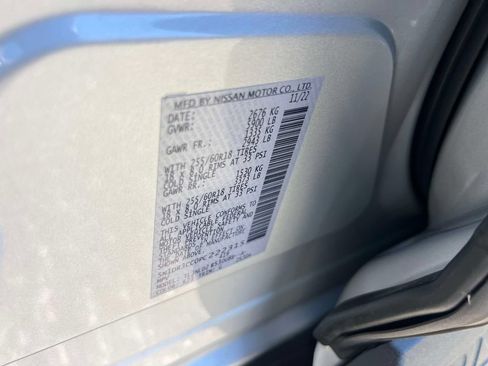 Used 2023 Nissan Pathfinder SL AWD/4WD image 18
