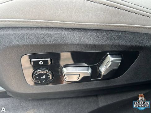 Used 2025 BMW X5 xDrive40i w/ M Sport Package AWD/4WD image 22