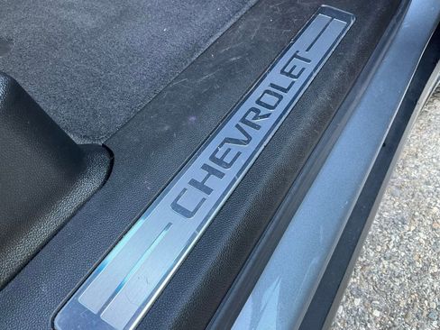 Used 2021 Chevrolet Suburban Z71 w/ Luxury Package AWD/4WD image 37