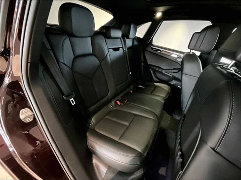 New 2026 Porsche Macan image 29