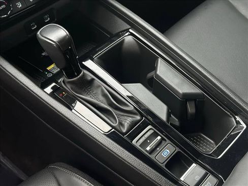 Used 2025 Honda Accord Sport image 16