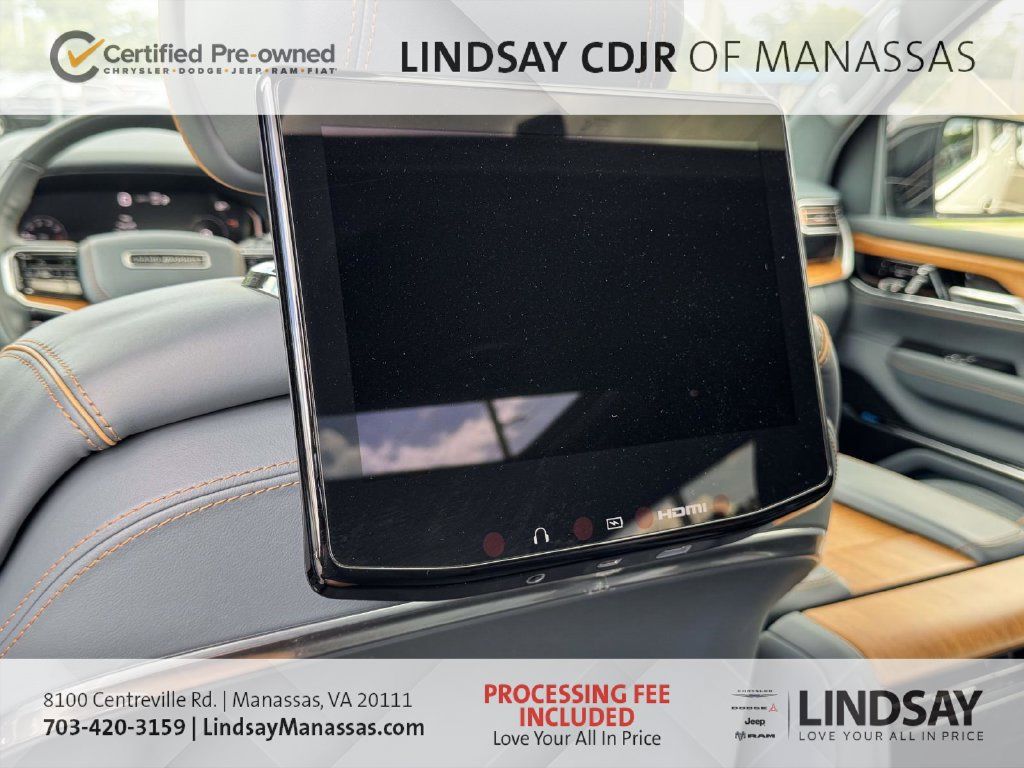 Used 2024 Jeep Grand Wagoneer Series III w/ Rear Seat Video Group 1 AWD/4WD image 24