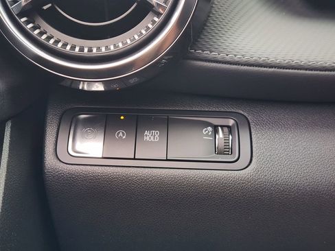 Used 2025 Chevrolet Equinox LT w/ Convenience Package II FWD image 21