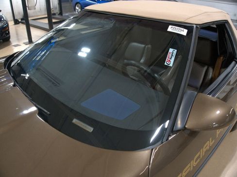 Used 1986 Chevrolet Corvette Convertible image 13